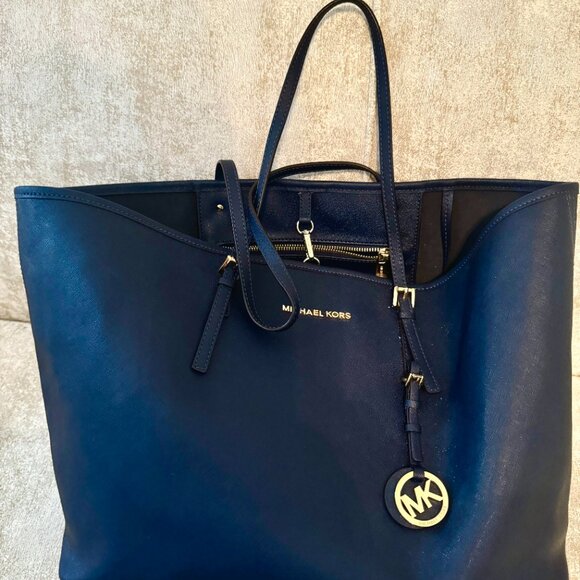Michael Kors Saffiano Tote - Picture 7 of 7